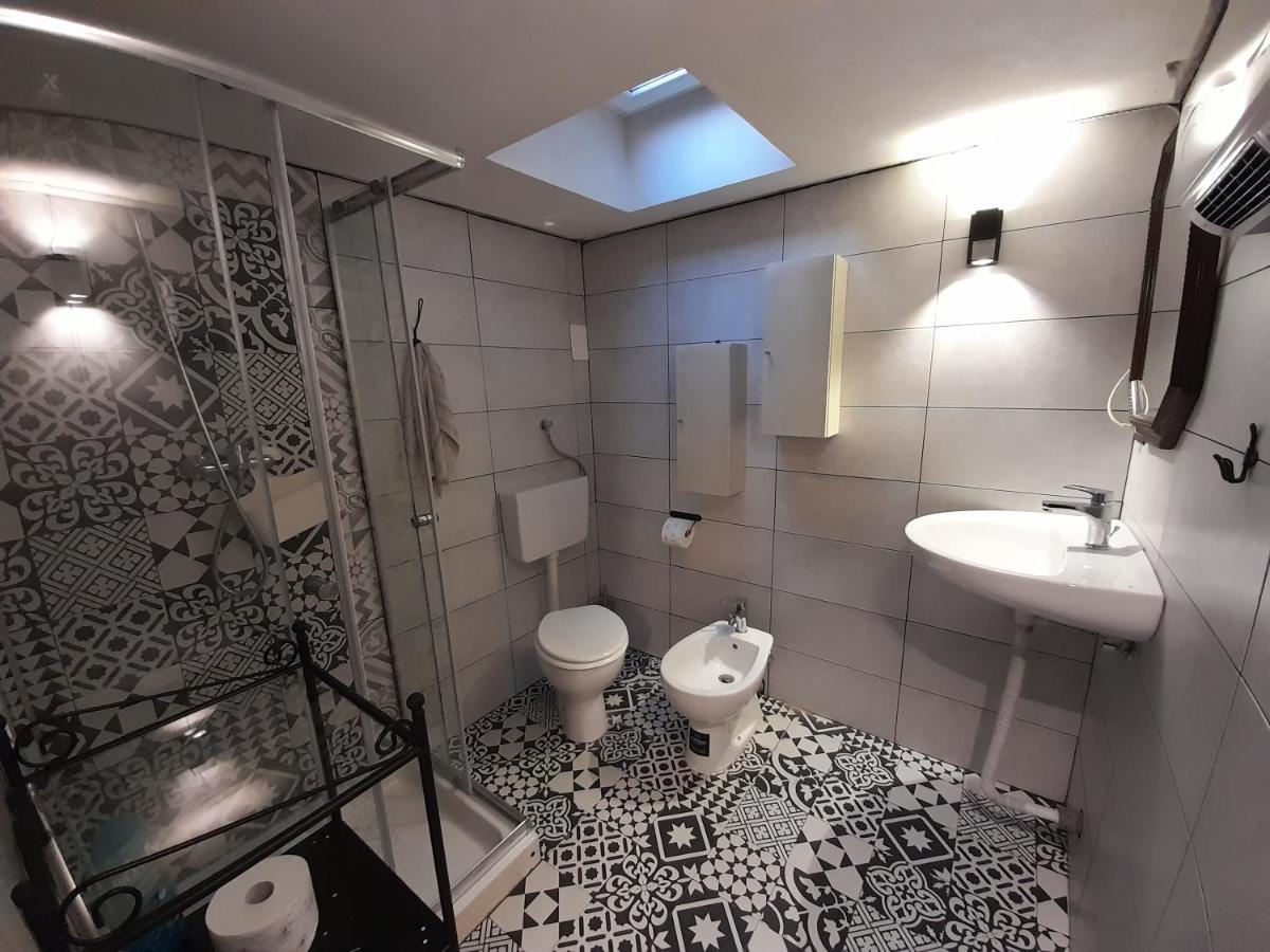 Ai Marmi Hotell Ponton Rum bild
